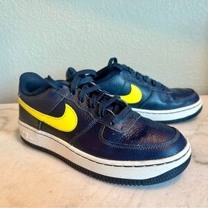 Nike Air Air Force 1 Youth Size 5.5